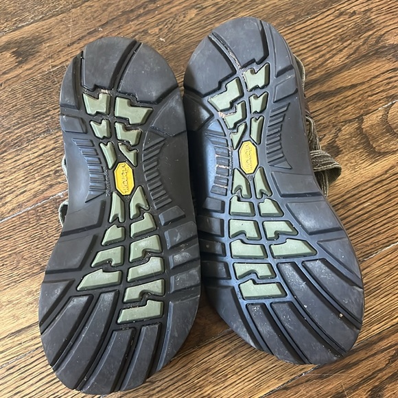 Chaco’s size 9 - Picture 2 of 2